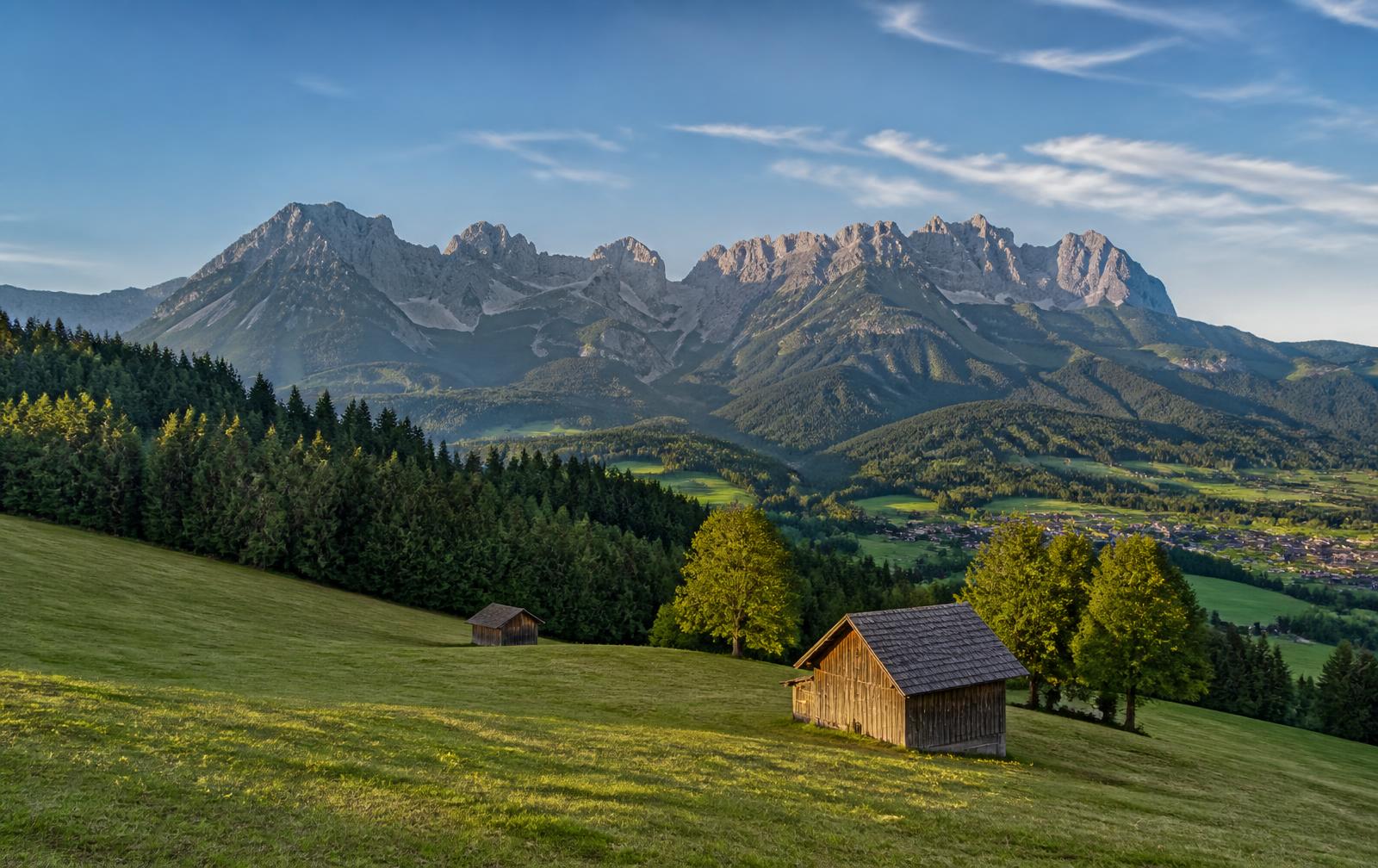 Sommer – Almwiesen, Bergseen, Bike- und Wanderwege